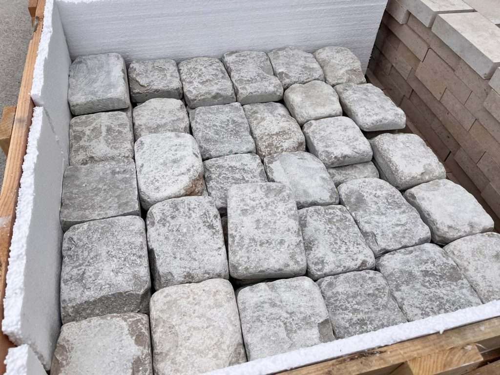 Barr Grey Cobbles
